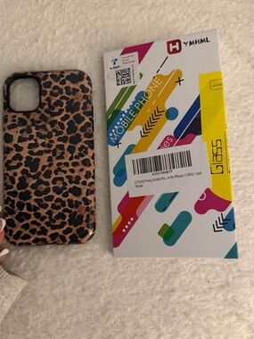 Leopard Print iPhone Case With Privacy Screen